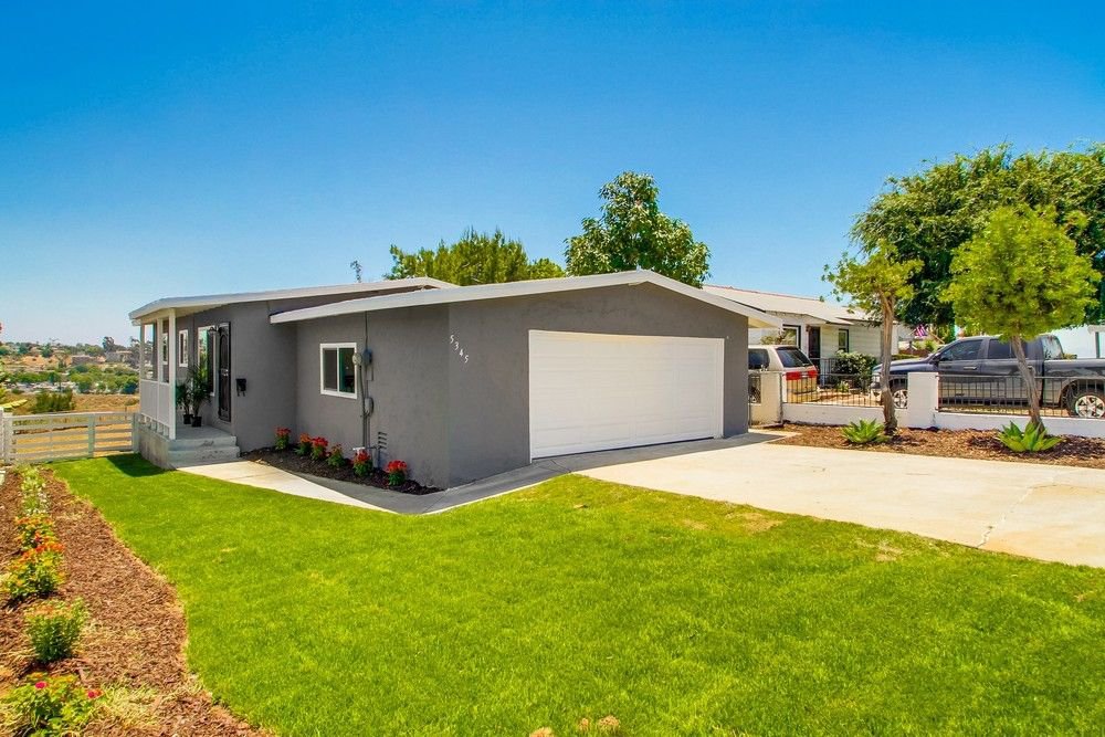 Main Photo: SAN DIEGO House for sale : 3 bedrooms : 5345 Roswell St