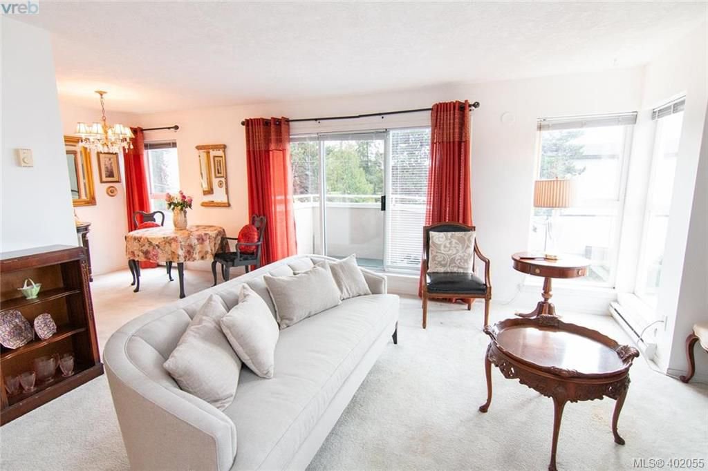 Main Photo: 223 40 W Gorge Road in VICTORIA: SW Gorge Condo Apartment for sale (Saanich West) : MLS®# 402055