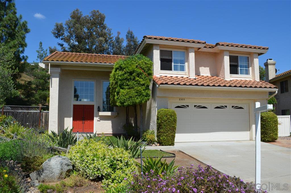 Main Photo: RANCHO SAN DIEGO House for sale : 4 bedrooms : 2305 Sawgrass St. in El Cajon
