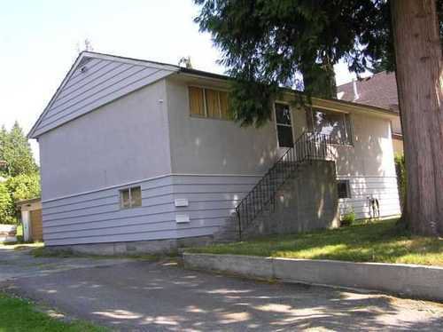 Main Photo: 713 DOGWOOD Street in Coquitlam: Home for sale : MLS®# V902737