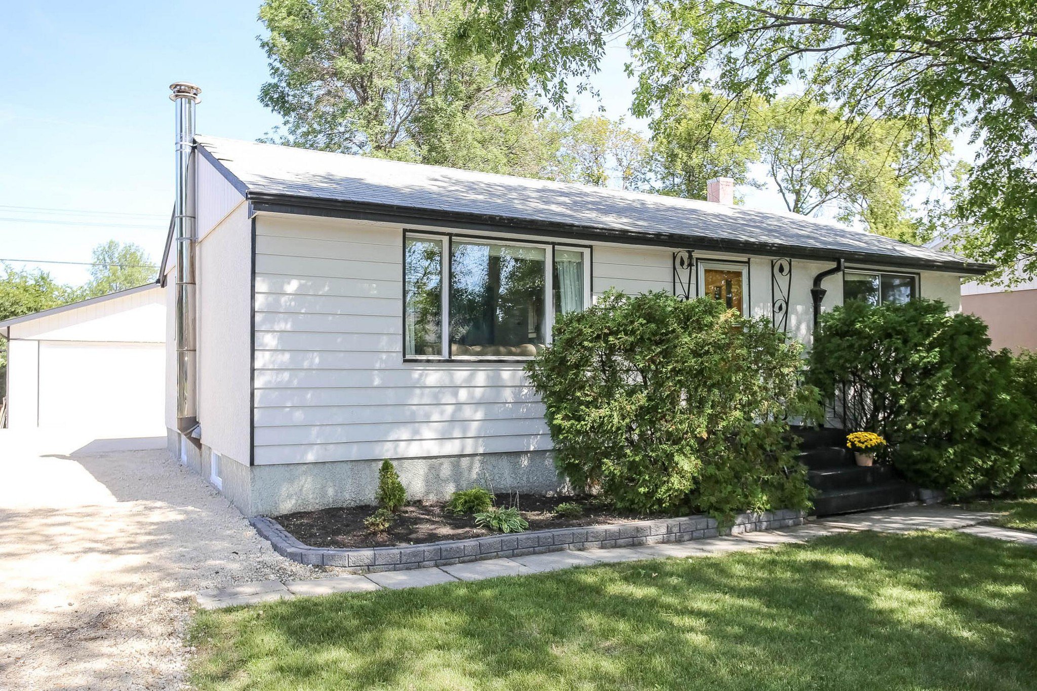 Sold! East Kildonan!