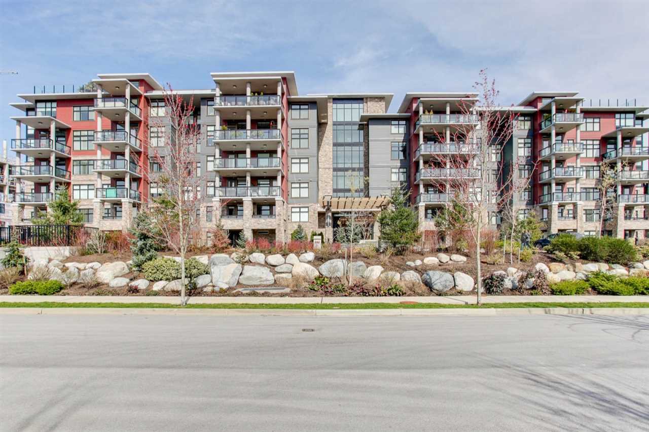 Main Photo: 512 5055 SPRINGS BOULEVARD in Delta: Cliff Drive Condo for sale (Tsawwassen) : MLS®# R2147611