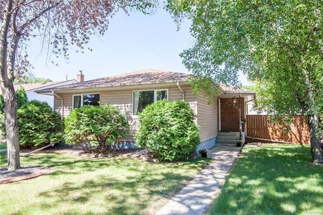 Main Photo: 659 Ash Street in Winnipeg: River Heights Residential for sale (1D) : MLS®# 1815743