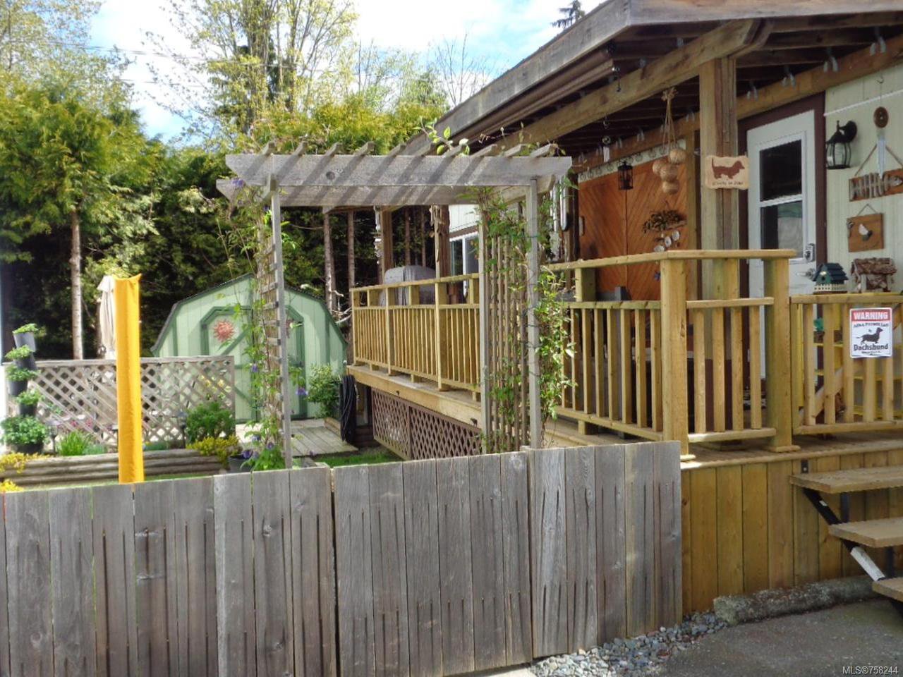 Main Photo: 5 951 Homewood Rd in CAMPBELL RIVER: CR Campbell River Central Manufactured Home for sale (Campbell River) : MLS®# 758244