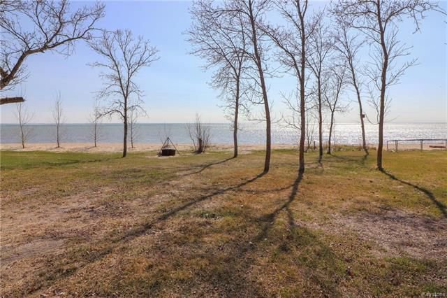 Main Photo: 56 South Shore Drive in St Laurent: RM of St Laurent Residential for sale (R19) : MLS®# 1812846