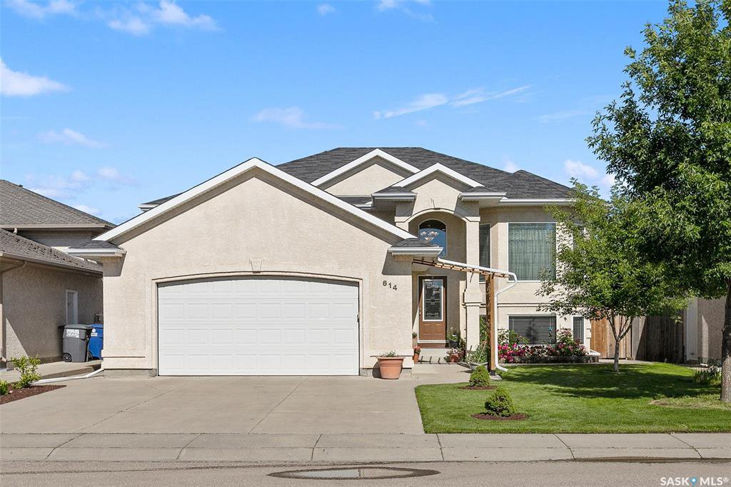 Main Photo: 614 Carr Crescent in Saskatoon: Silverspring Residential for sale : MLS®# SK815092