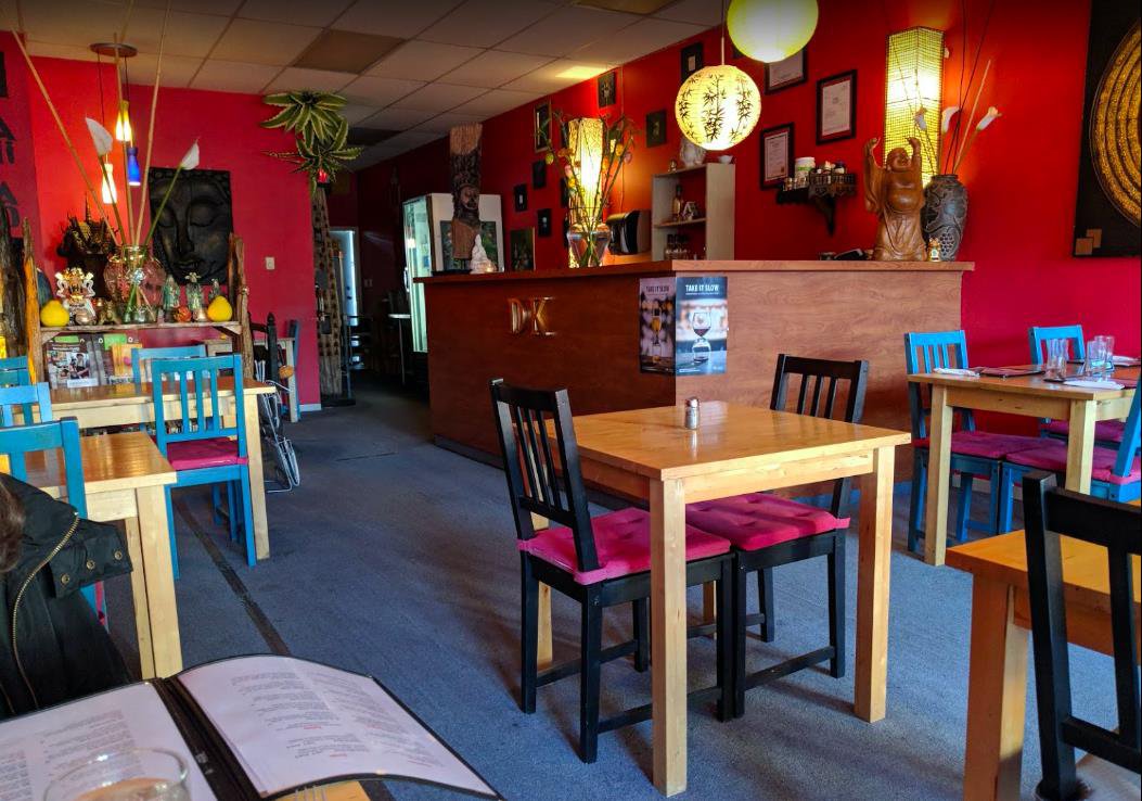 Main Photo: 3667 W BROADWAY in Vancouver: Kitsilano Business for sale (Vancouver West) : MLS®# C8031485