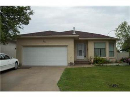 Main Photo: 66 Waimea Cove: Residential for sale (Garden City) : MLS®# 1112699