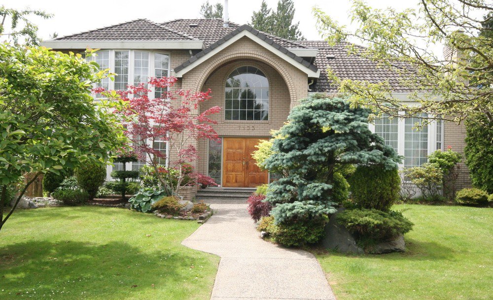 Main Photo: 7133 Marguerite Street in Vancouver: Home for sale : MLS®# V840382