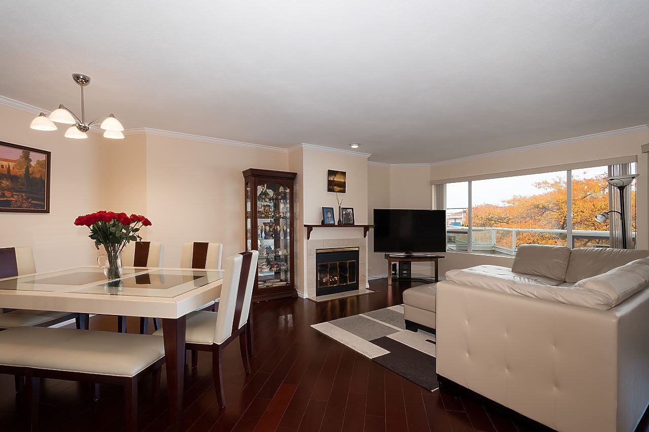 Main Photo: 105 7480 GILBERT ROAD in Richmond: Brighouse South Condo for sale : MLS®# R2501632