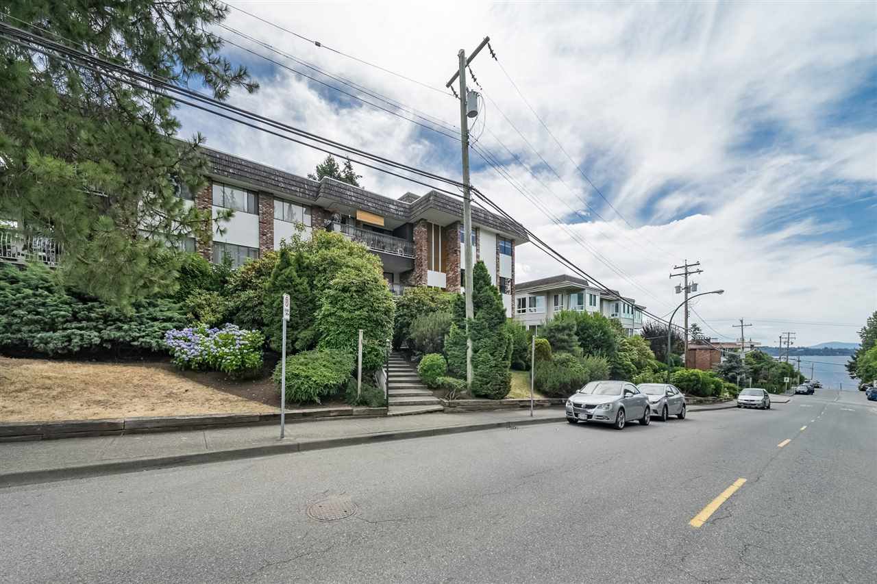 Main Photo: 204 1330 MARTIN STREET: White Rock Condo for sale (South Surrey White Rock) : MLS®# R2287164