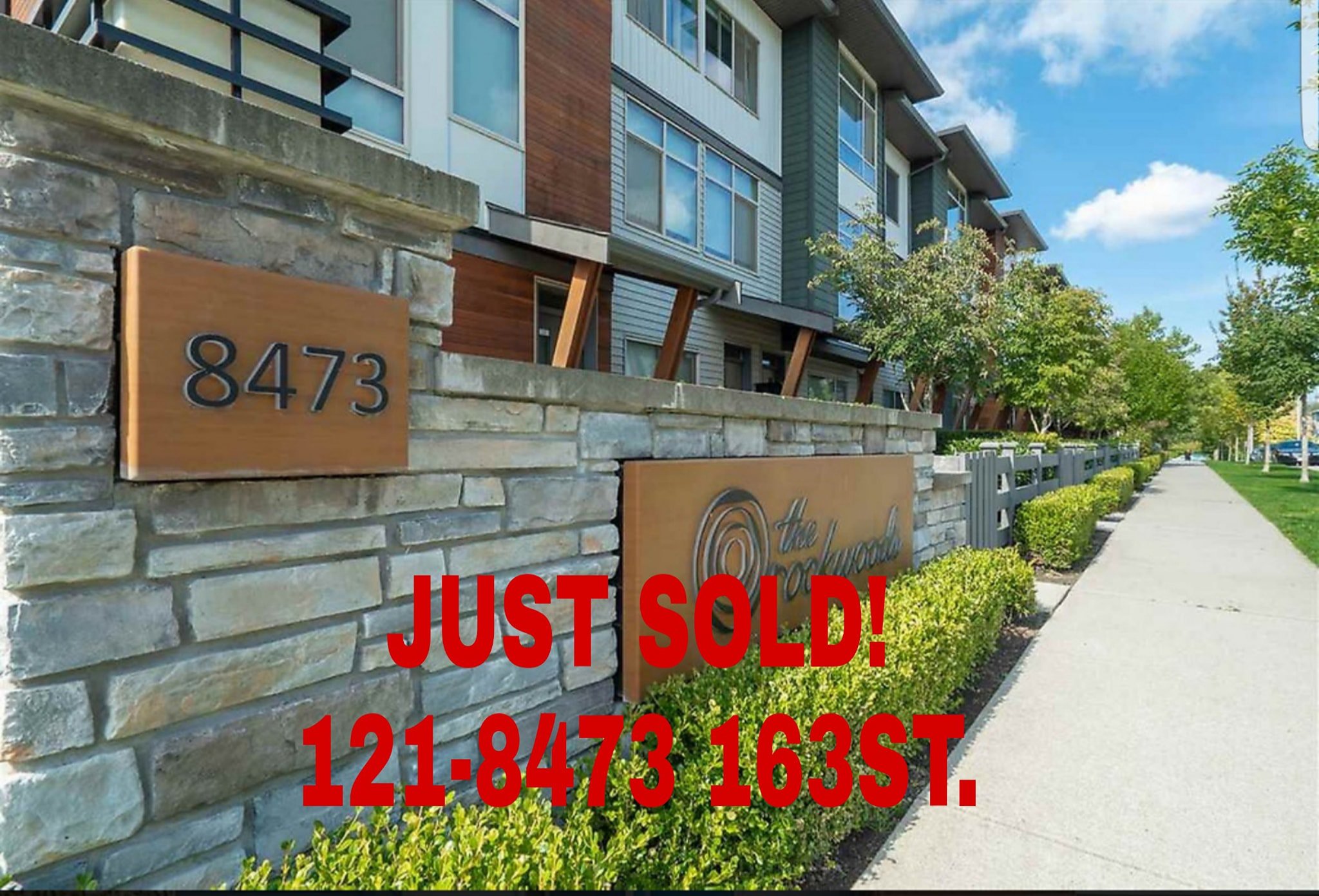 Main Photo: 121 8473 163 in surrey: Townhouse for sale (Surrey) : MLS®# r2308084