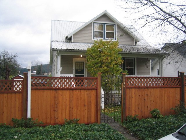 Main Photo: 2620 St. George Street in Port Moody: Home for sale : MLS®# V564638
