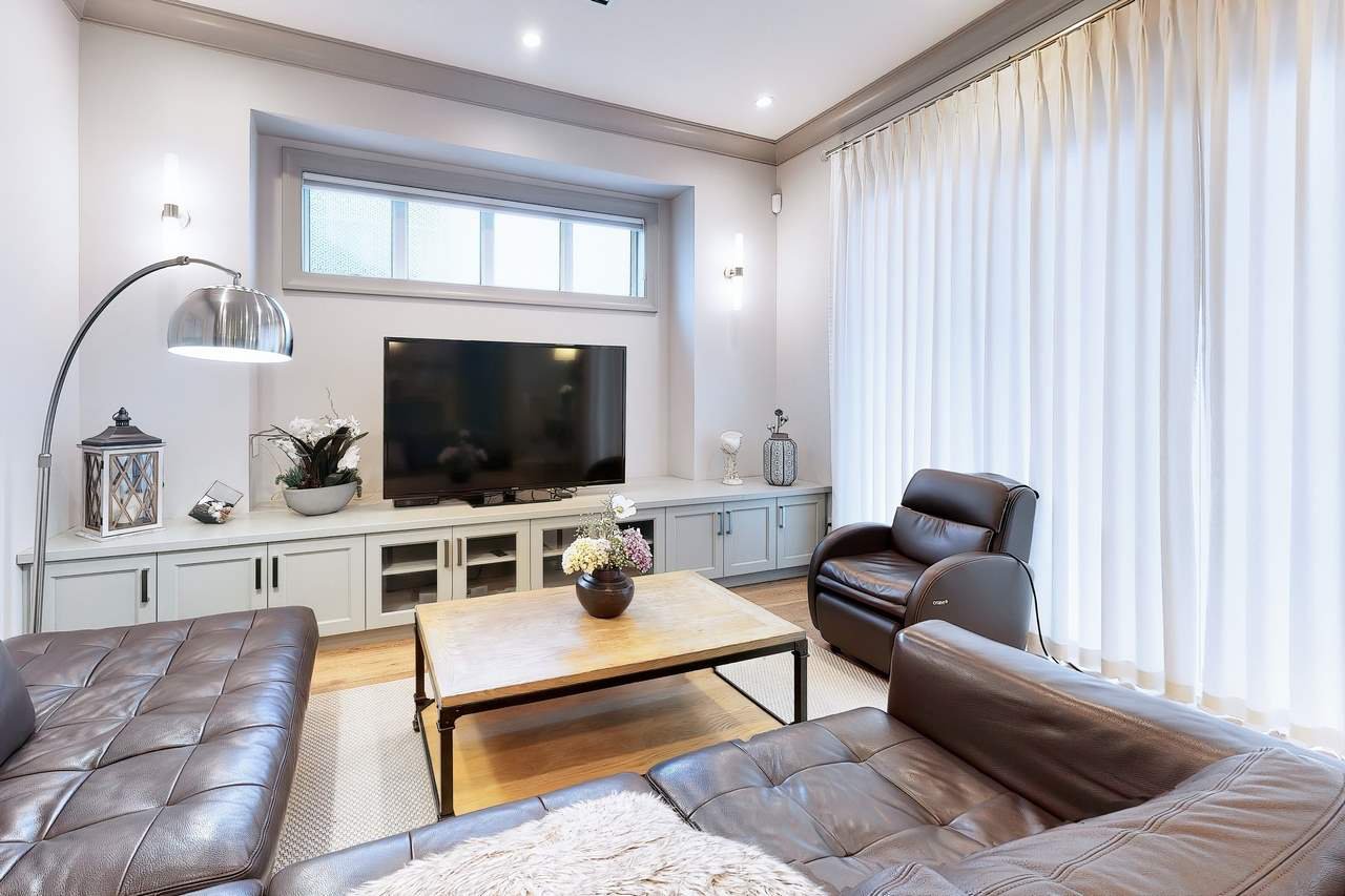 Main Photo: 2555 W 33RD AVENUE in Vancouver: MacKenzie Heights House for sale (Vancouver West) : MLS®# R2489633