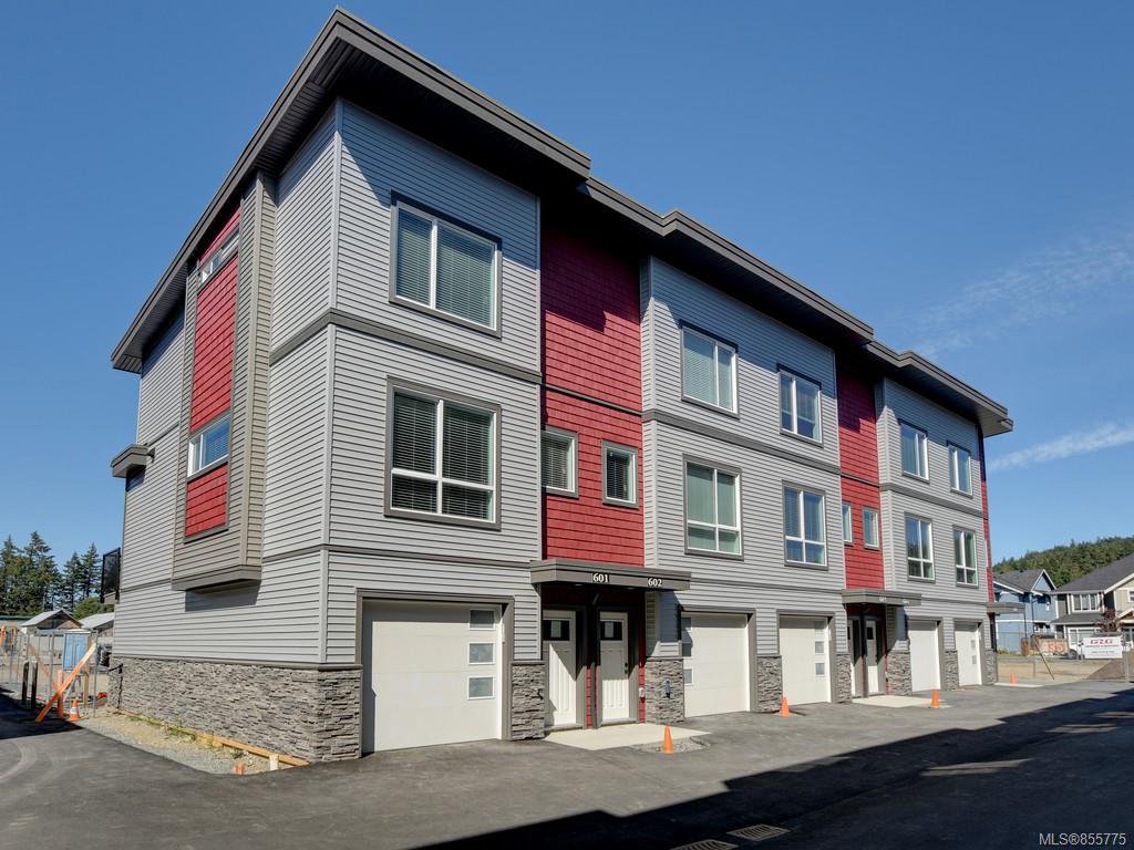 Main Photo: 604 3351 Luxton Rd in : La Happy Valley Row/Townhouse for sale (Langford) : MLS®# 855775