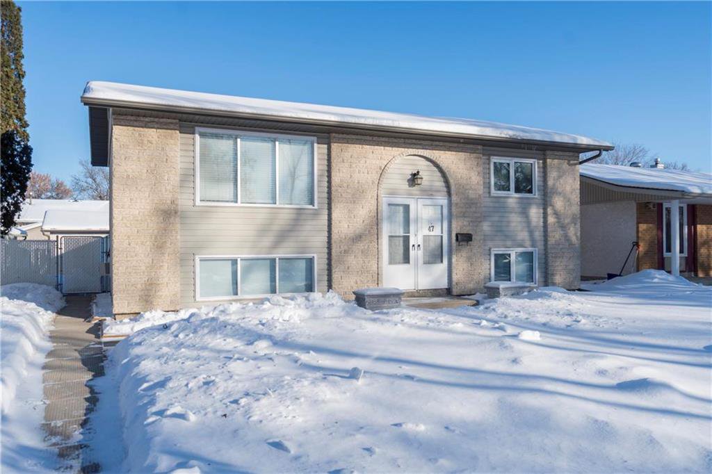 Main Photo: 47 Tunbridge Bay in Winnipeg: East Transcona Residential for sale (3M) : MLS®# 202002636