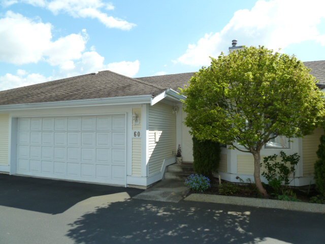 Main Photo: 60 20761 Telegraph Trail in Woodbridge: Walnut Grove Home for sale () : MLS®# F1409150