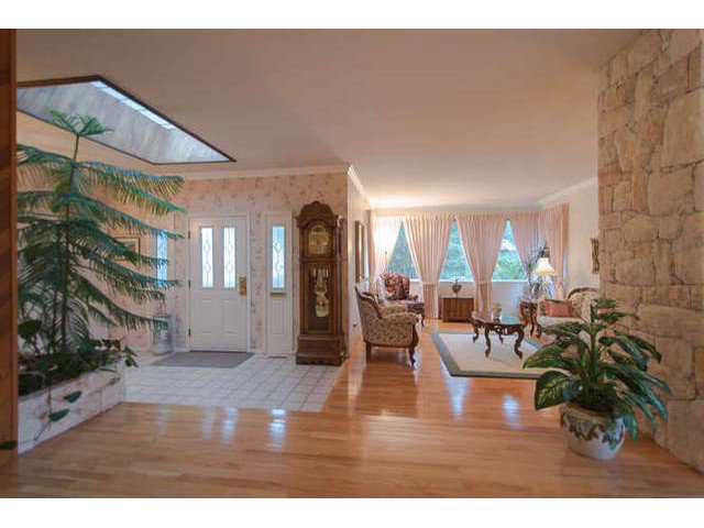 Main Photo: 16023 10TH AV in Surrey: King George Corridor House for sale (South Surrey White Rock) : MLS®# F1432760