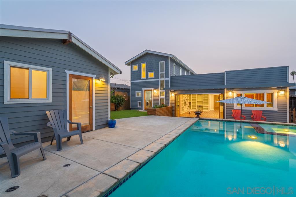 Main Photo: NORTH PARK House for sale : 4 bedrooms : 3217 31St St in San Diego