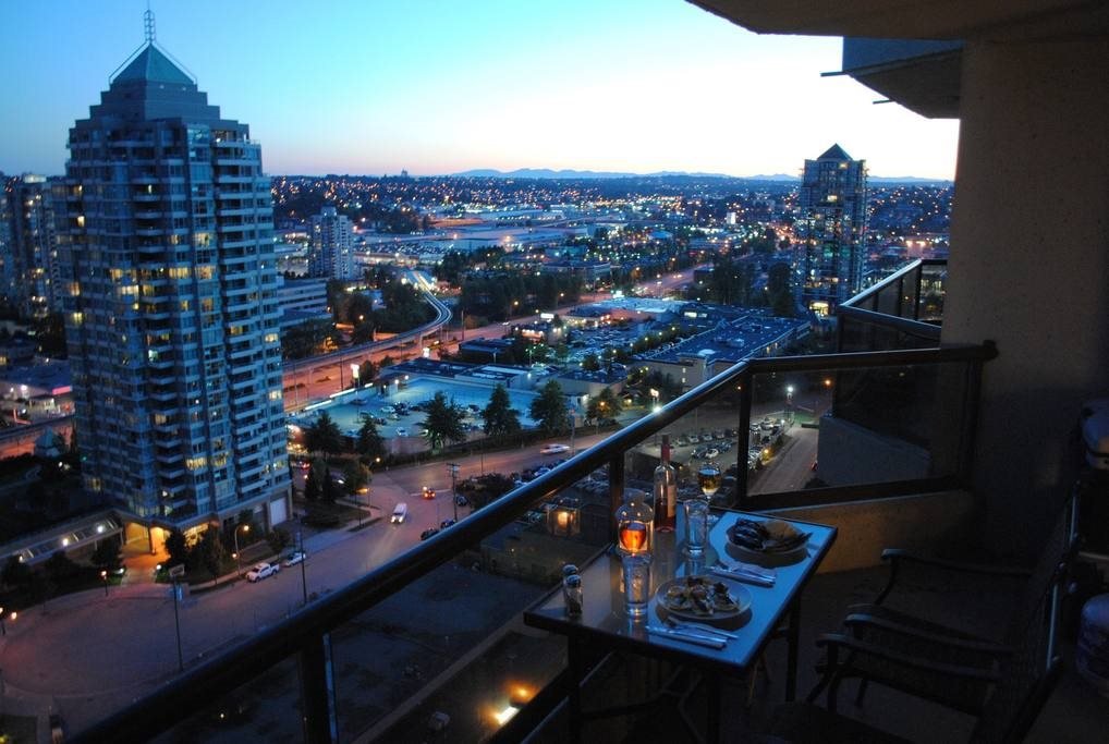 Main Photo: 2206 4353 HALIFAX STREET in Burnaby: Brentwood Park Condo for sale (Burnaby North) : MLS®# R2358209