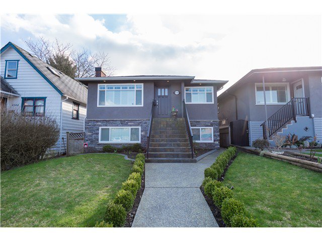 Main Photo: 4340 ALBERT ST in Burnaby: Vancouver Heights House for sale (Burnaby North) : MLS®# V1107132
