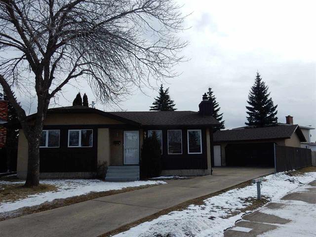 Main Photo: 9918 173 AV NW: Edmonton House for sale : MLS®# E4056038