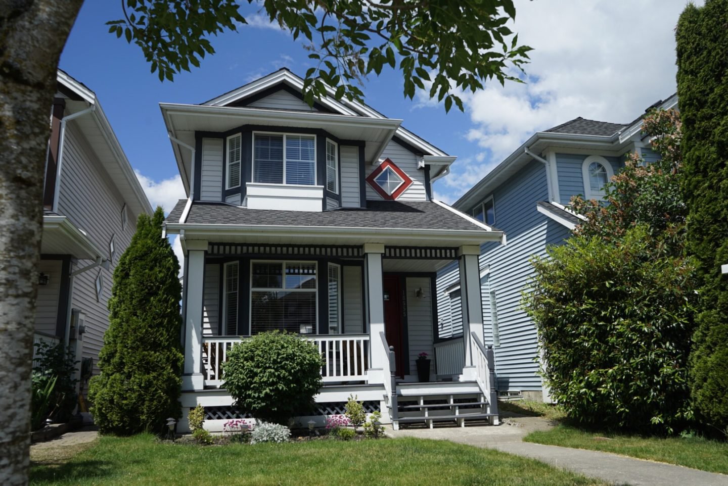 Main Photo: 18555 64B AVENUE in : Cloverdale BC House for sale : MLS®# R2250205