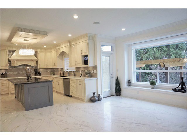 Main Photo: 7638 Aubrey in burnaby: House for sale (Burnaby North) : MLS®# V1111428