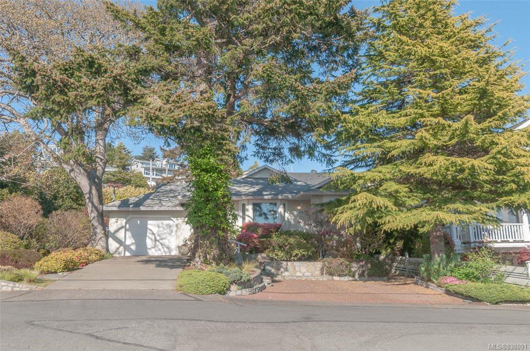 Main Photo: 2002 Lorne Terr in Oak Bay: OB Gonzales House for sale : MLS®# 838091