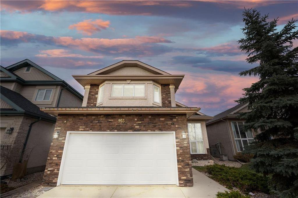 Main Photo: 955 John Bruce Road in Winnipeg: Royalwood Residential for sale (2J) : MLS®# 202026187