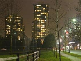 Main Photo: 2504 10777 UNIVERSITY DRIVE in Surrey: Whalley Condo for sale (North Surrey) : MLS®# R2046083