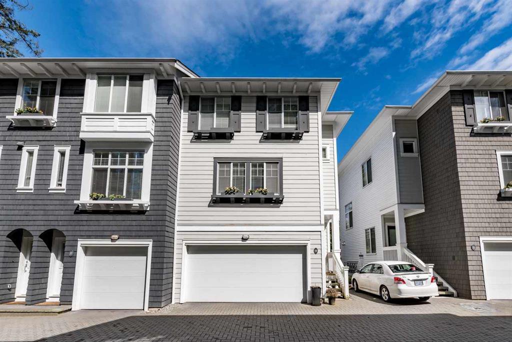 Main Photo: 16 253 171 STREET in Surrey: Pacific Douglas Townhouse for sale (South Surrey White Rock) : MLS®# R2254966