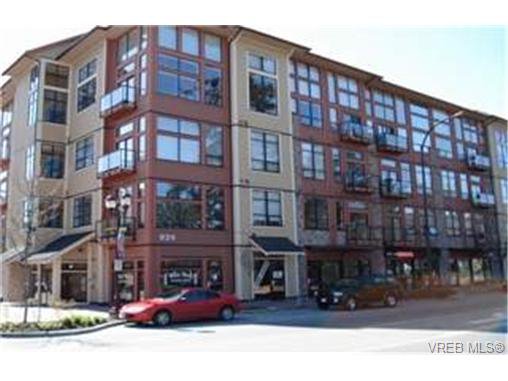 Main Photo: in VICTORIA: La Langford Proper Condo for sale (Langford) : MLS®# 427277