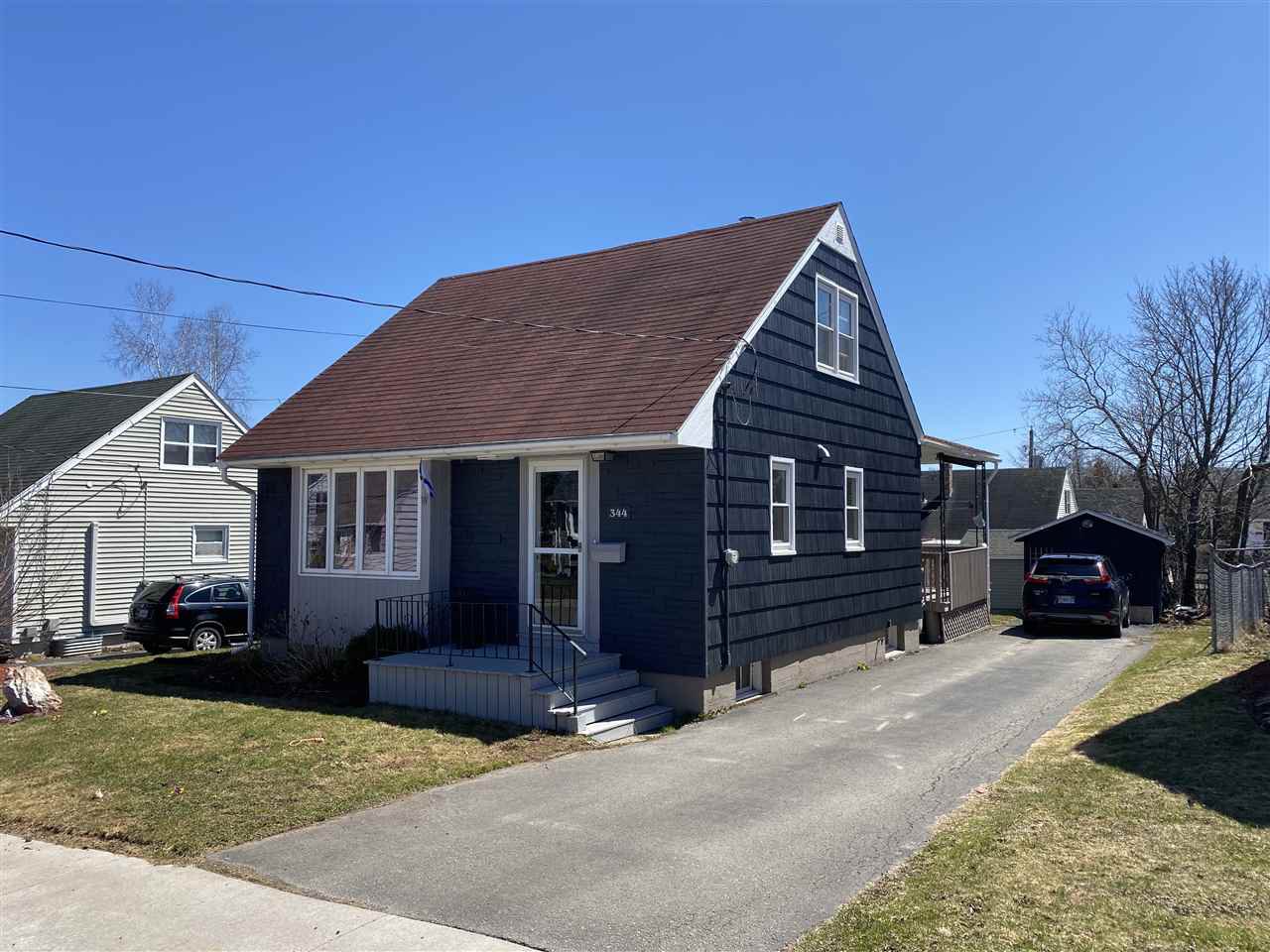 Main Photo: 344 VICTORIA Avenue in New Glasgow: 106-New Glasgow, Stellarton Residential for sale (Northern Region) : MLS®# 202006773