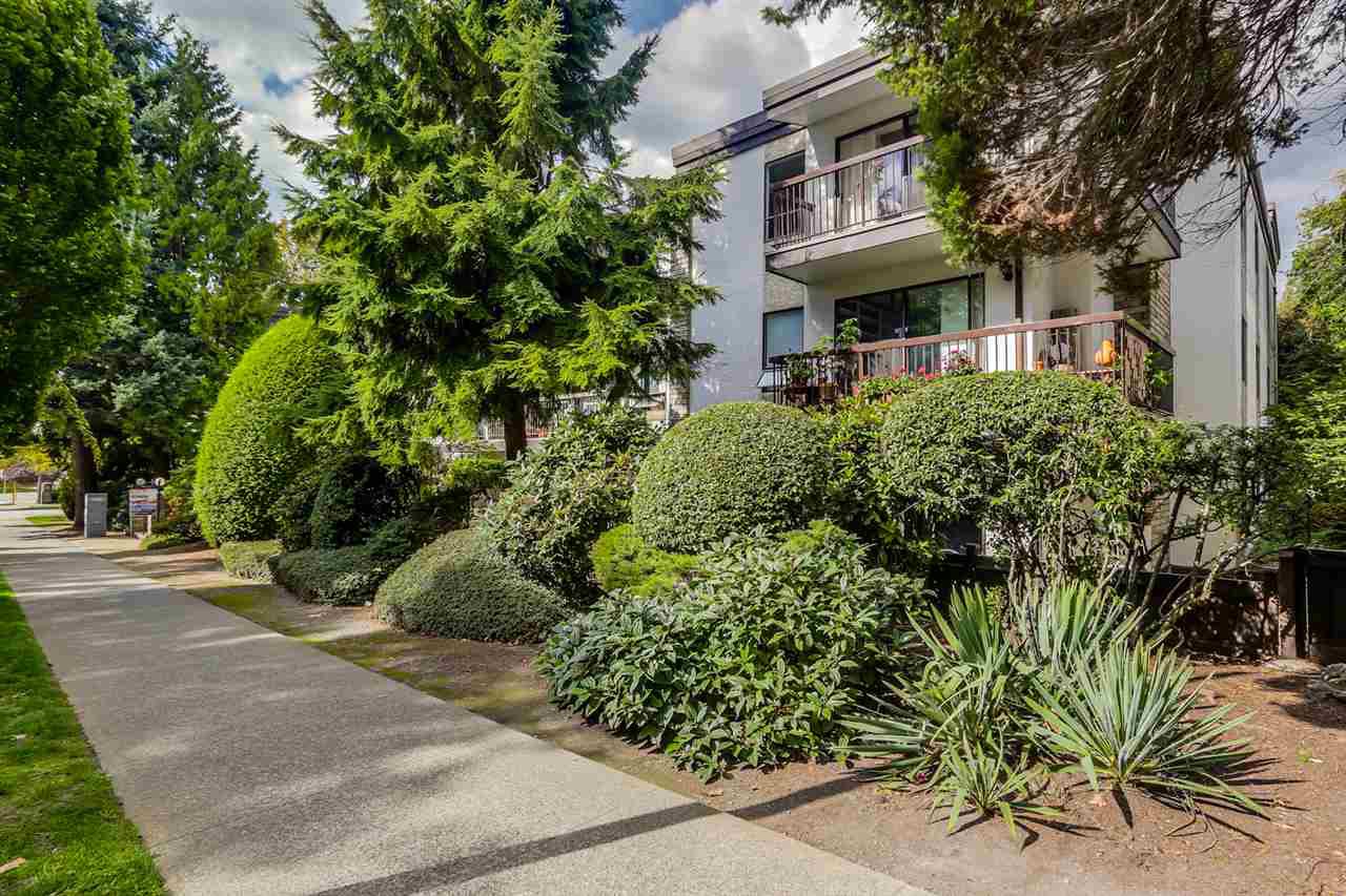 Main Photo: 310 1515 E 5TH AVENUE in Vancouver: Grandview VE Condo for sale (Vancouver East) : MLS®# R2000836