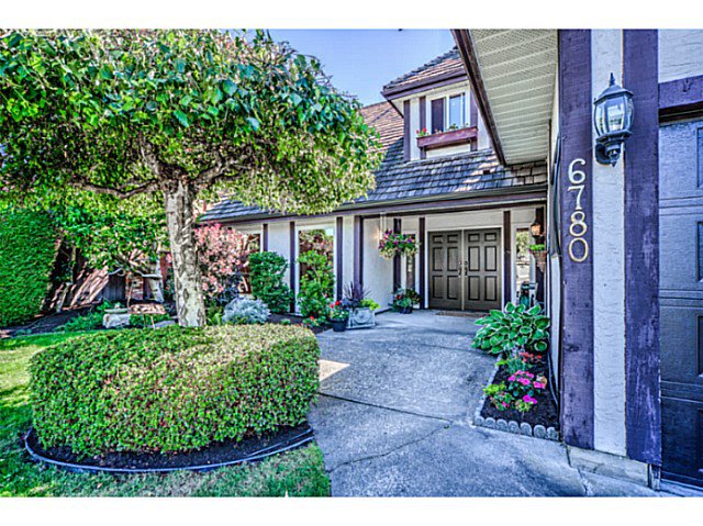 Main Photo: 6780 JUNIPER DR in Richmond: Woodwards House for sale : MLS®# V1137170