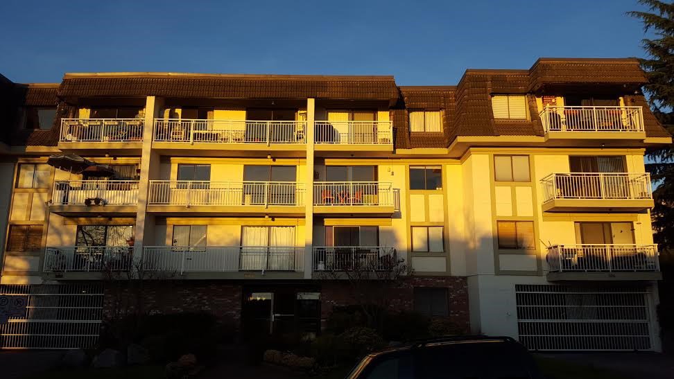 Main Photo: 308 306 W 1ST STREET in North Vancouver: Lower Lonsdale Condo for sale : MLS®# R2068428