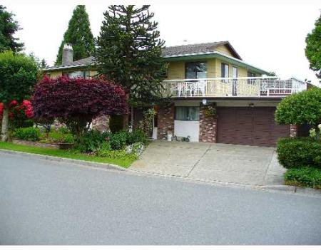 Main Photo: 8131 Cantley Rd: House for sale (Lackner) : MLS®# V652092