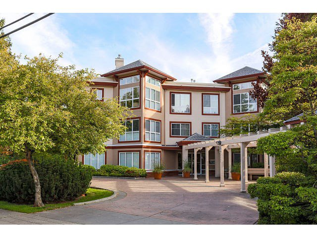 Main Photo: 308 15342 20 AVENUE in Surrey: King George Corridor Condo for sale (South Surrey White Rock) : MLS®# R2005987