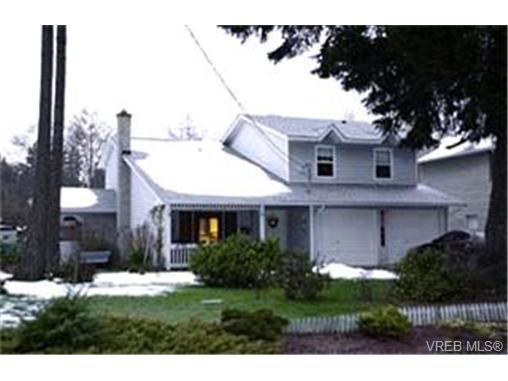 Main Photo: in VICTORIA: Co Colwood Lake Single Family Detached for sale (Colwood) : MLS®# 356127