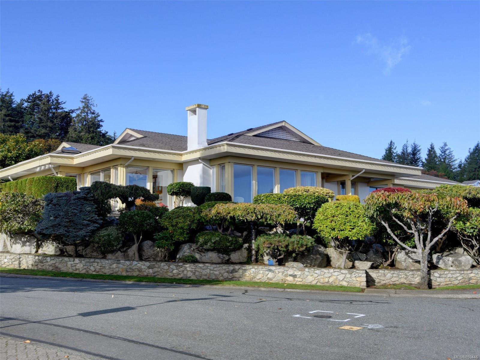 Main Photo: 4870 Sea Ridge Dr in : SE Cordova Bay House for sale (Saanich East) : MLS®# 859446