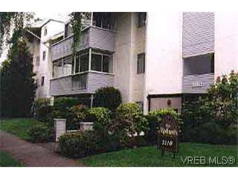 Main Photo: 204 1110 Oscar St in VICTORIA: Vi Fairfield West Condo for sale (Victoria) : MLS®# 127480