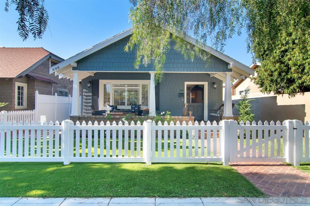 Main Photo: CORONADO VILLAGE House for sale : 2 bedrooms : 948 G Ave in Coronado