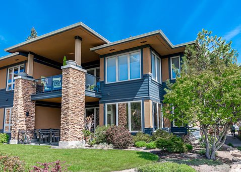Main Photo: 7 101 Falcon Point Way in Vernon: Predator Ridge Multi-family for sale : MLS®# 10158537