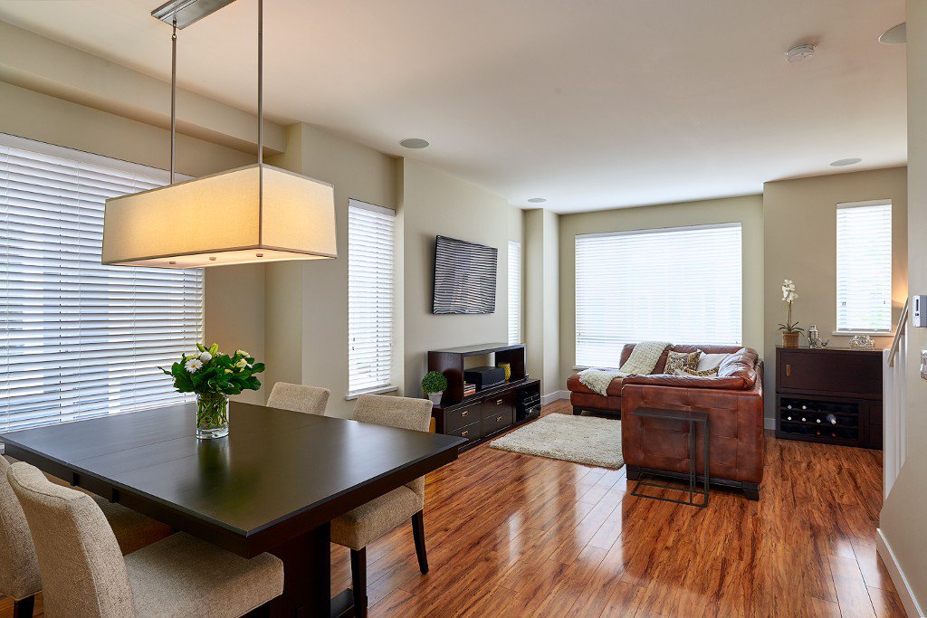 Main Photo: 9 2929 156 STREET in Surrey: Grandview Surrey Townhouse for sale (South Surrey White Rock) : MLS®# R2070596
