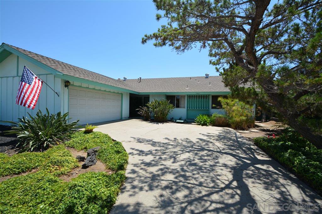Main Photo: SAN CARLOS House for sale : 4 bedrooms : 7811 Topaz Lake Avenue in San Diego