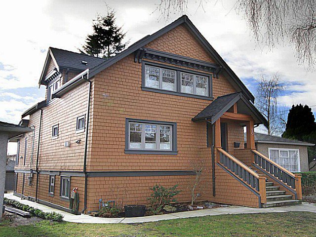 Main Photo: 20 E 46 in Vancouver: Main House for sale (Vancouver East) : MLS®# v1046423
