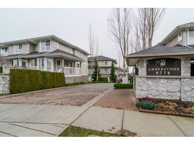Main Photo: 23 8778 159 STREET in : Fleetwood Tynehead Townhouse for sale (Surrey) : MLS®# R2044209