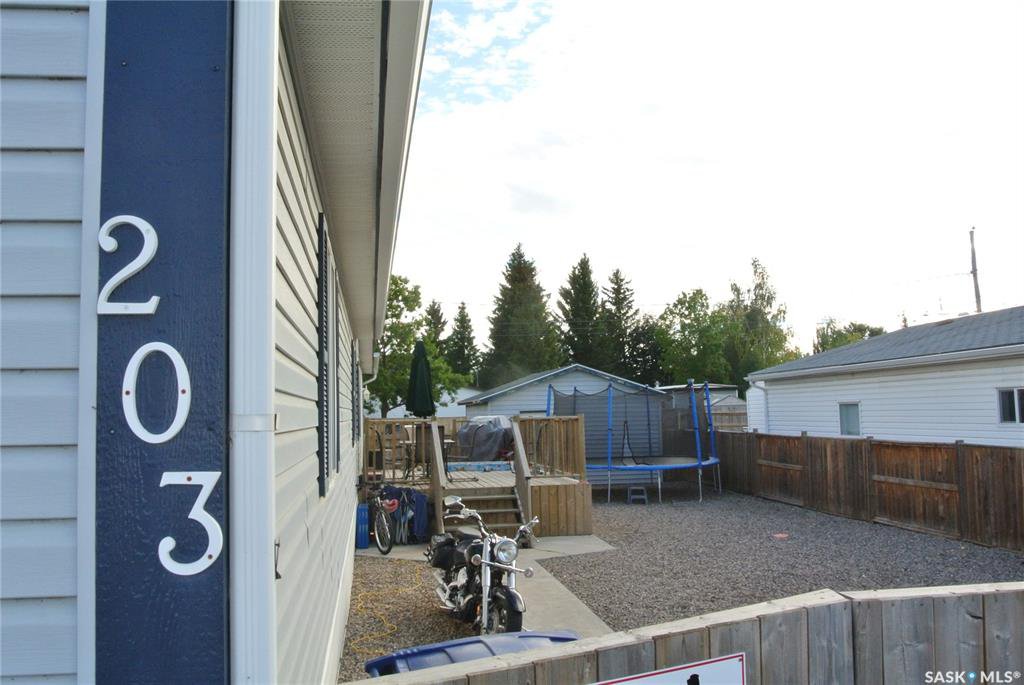 Main Photo: 203 South Railway Street West in Warman: Residential for sale : MLS®# SK826001