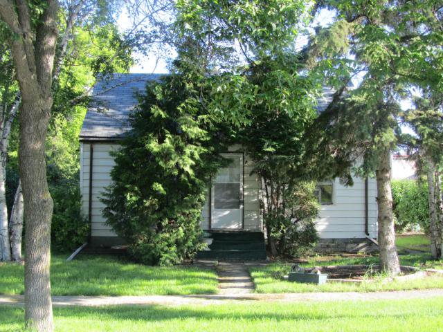 Main Photo: 65 Kingswood Avenue in WINNIPEG: St Vital Residential for sale (South East Winnipeg) : MLS®# 1213080